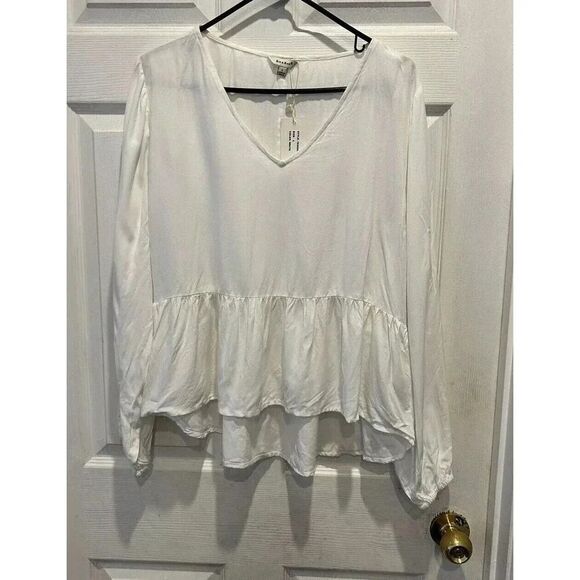 Sim & Sam Flowy Long Sleeve Top Princess Waist NWT Size Large - Picture 1 of 6